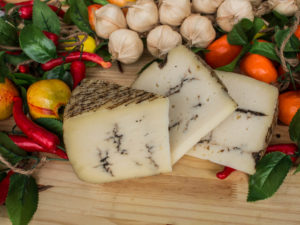 Pecorino Stagionato al Tartufo