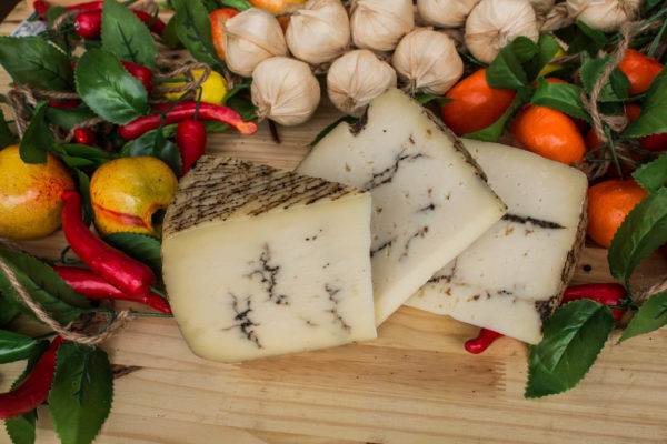 Pecorino Stagionato al Tartufo